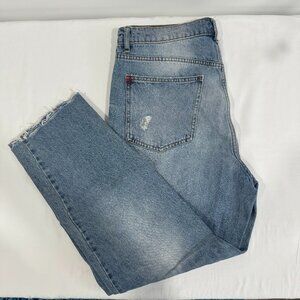 Women's BDG Urban Outfitters Slim Straight Jean Distressed Size 31